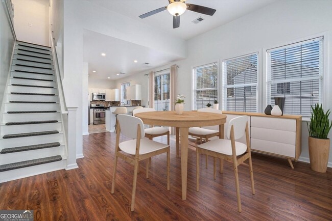 Photo - 244 Windcroft Cir NW