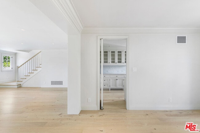 Photo - 152 S Camden Dr