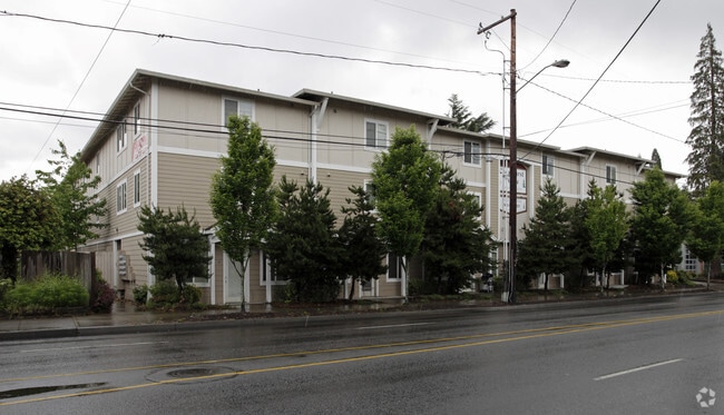 Cedarhurst Village