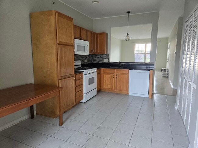 Photo - 149 N Waters Edge Dr Unit F