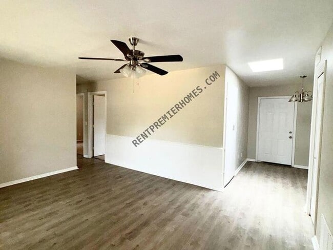 Photo - 7808 NW 6th St