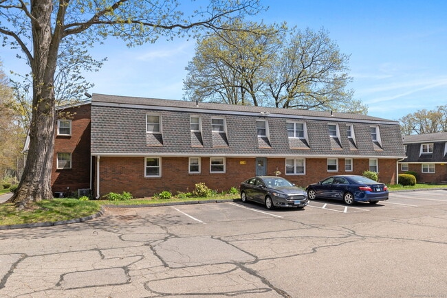 Photo - 339 Dunfey Ln Unit APT B