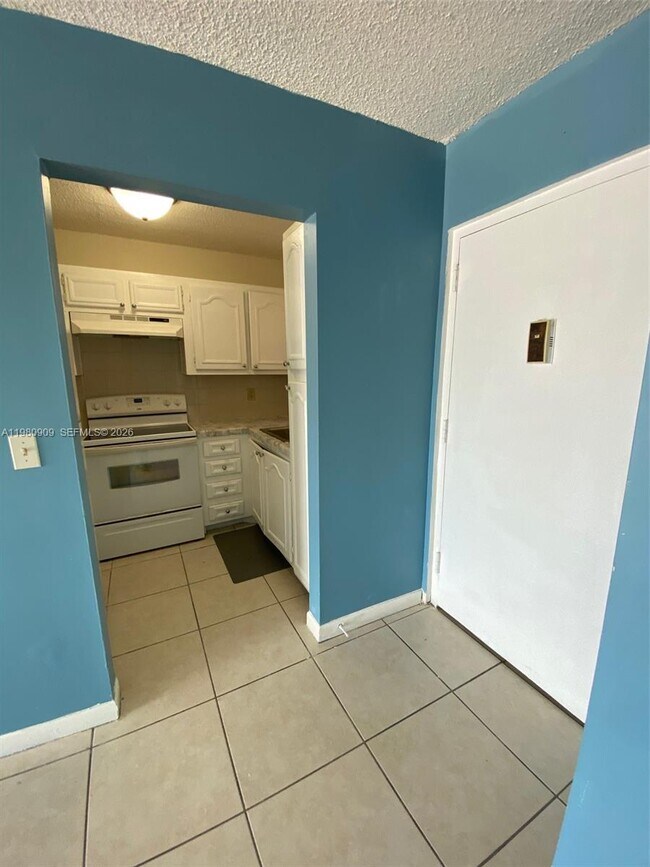 Photo - 6820 W Flagler St Unit 202