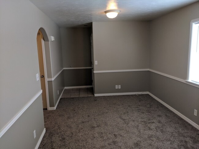 Photo - 2 Bed 1 Bath Delmar Condo in Sugar City!