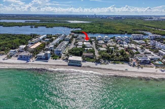 Building Photo - 348 Palm St