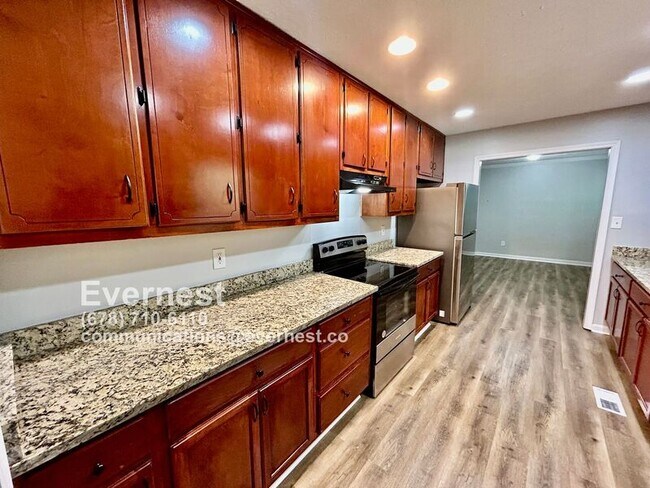 Photo - 200 Zion Wood Rd