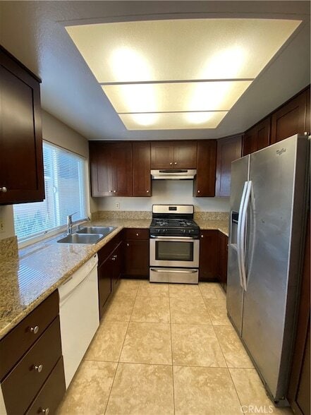 Photo - 20130 Village Green Dr