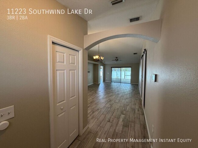 Photo - 11223 Southwind Lake Dr