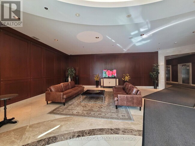 Photo - 200 Rideau St Unit 908