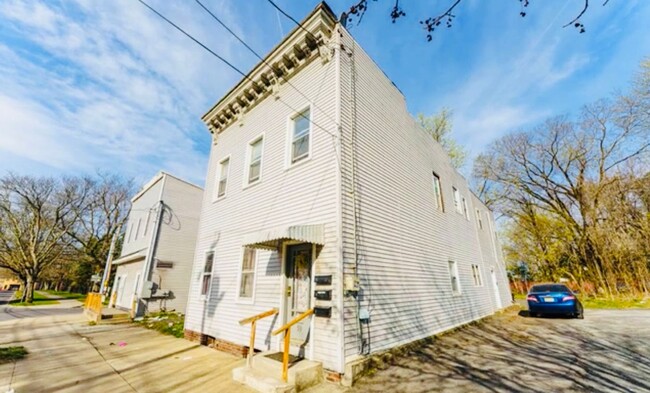 Photo - 59 Ontario St Unit 2nd Floor