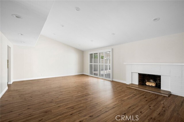 11243 Paso Robles Ave