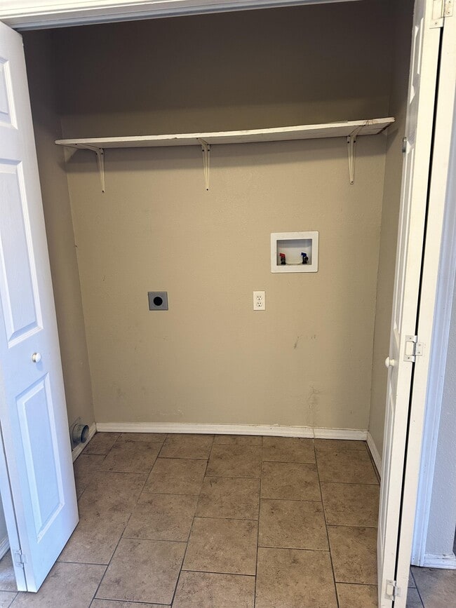Photo - 3607 S Pocola Blvd