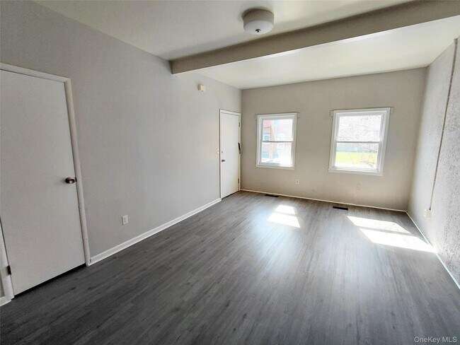 Photo - 79 Franklin St Unidad 303