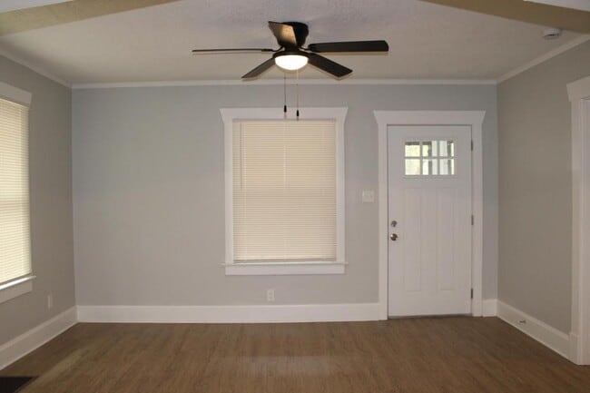 Photo - 431 N Grand Ave