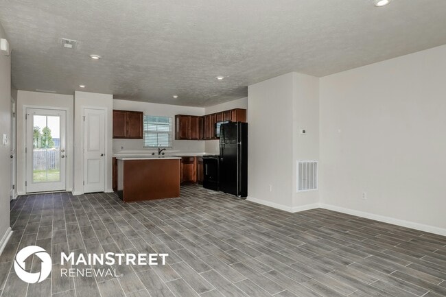 Photo - 13857 N Mardenis Dr W