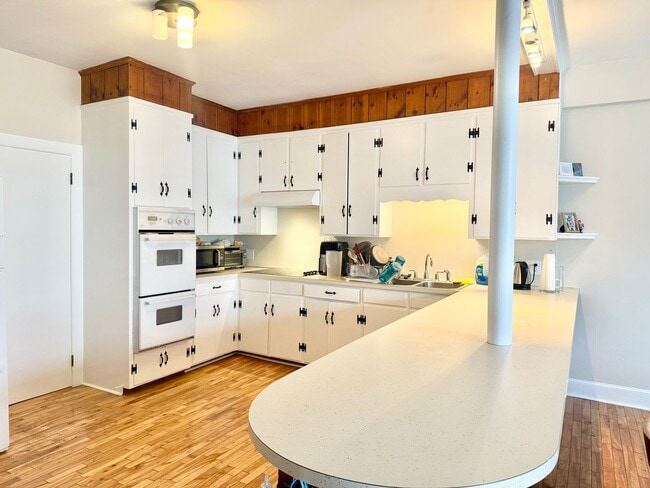 Photo - 366 Main St Unit 366 Main St #3