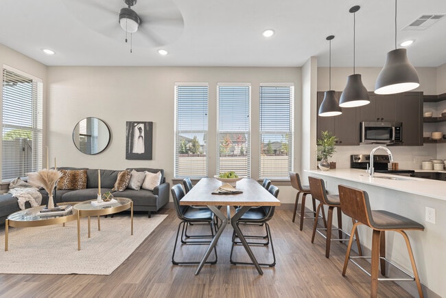 Photo - Modern Craftsman - Ten Mile