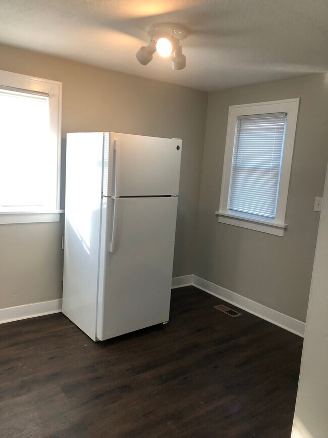 Photo - 132-136 George Unit 132-5