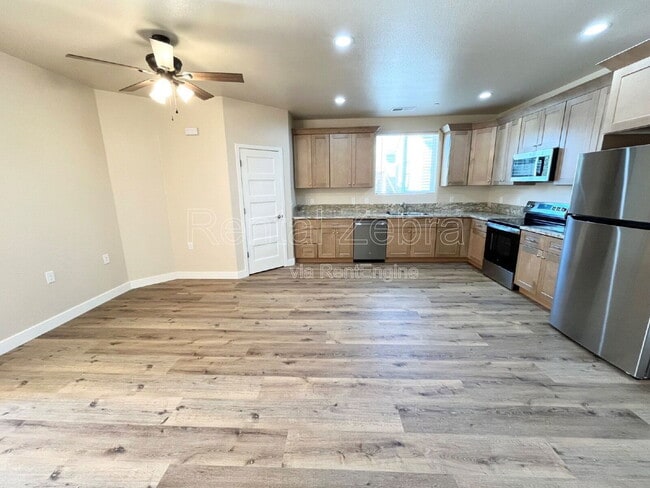 Photo - 1396 Rincon Dr