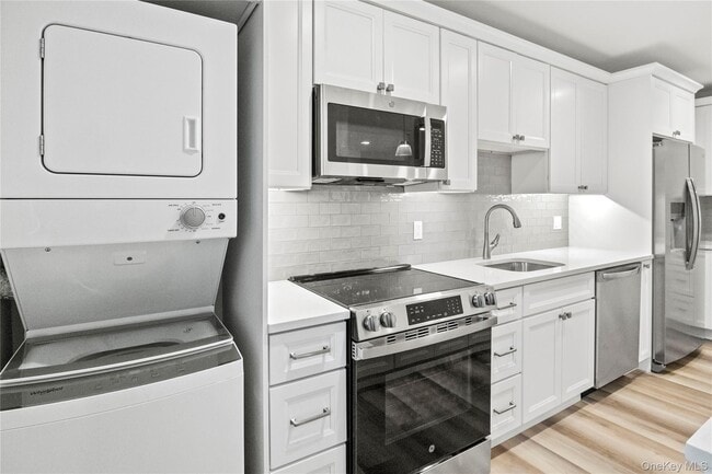 Photo - 71 W Main St Unit 2B