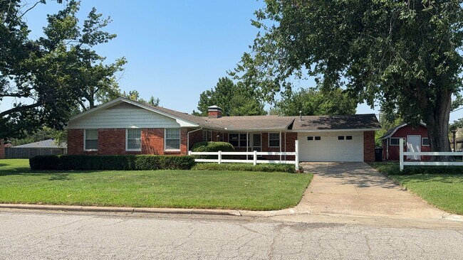 Photo - Discover this wonderful 3-bedroom, 2-bath home in Tulsa situated on a corner lot!