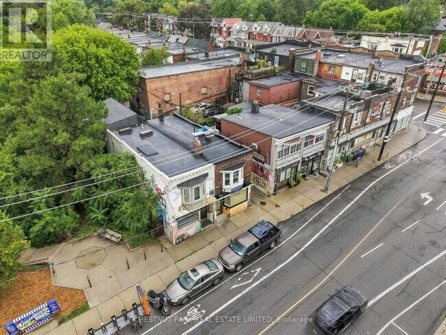 Photo - 208 Greenwood Ave