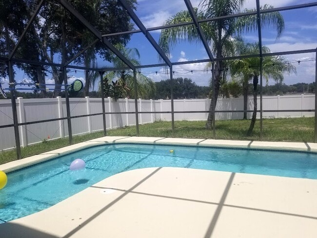 Photo - 2908 Shannon Cir