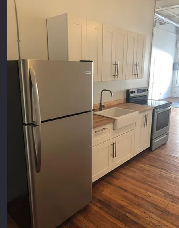 Building Photo - 1417 Kemper St Rental