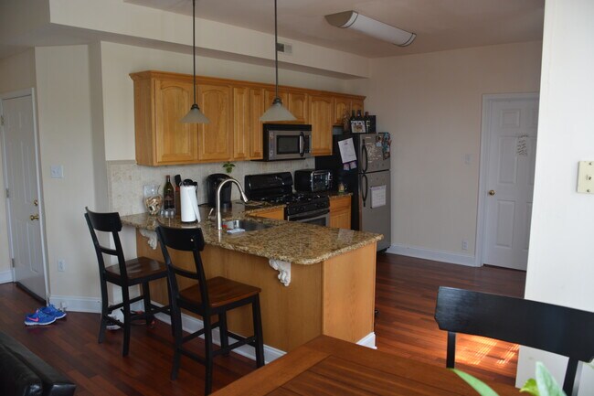 Photo - 424 Seville St Condo Unit 2