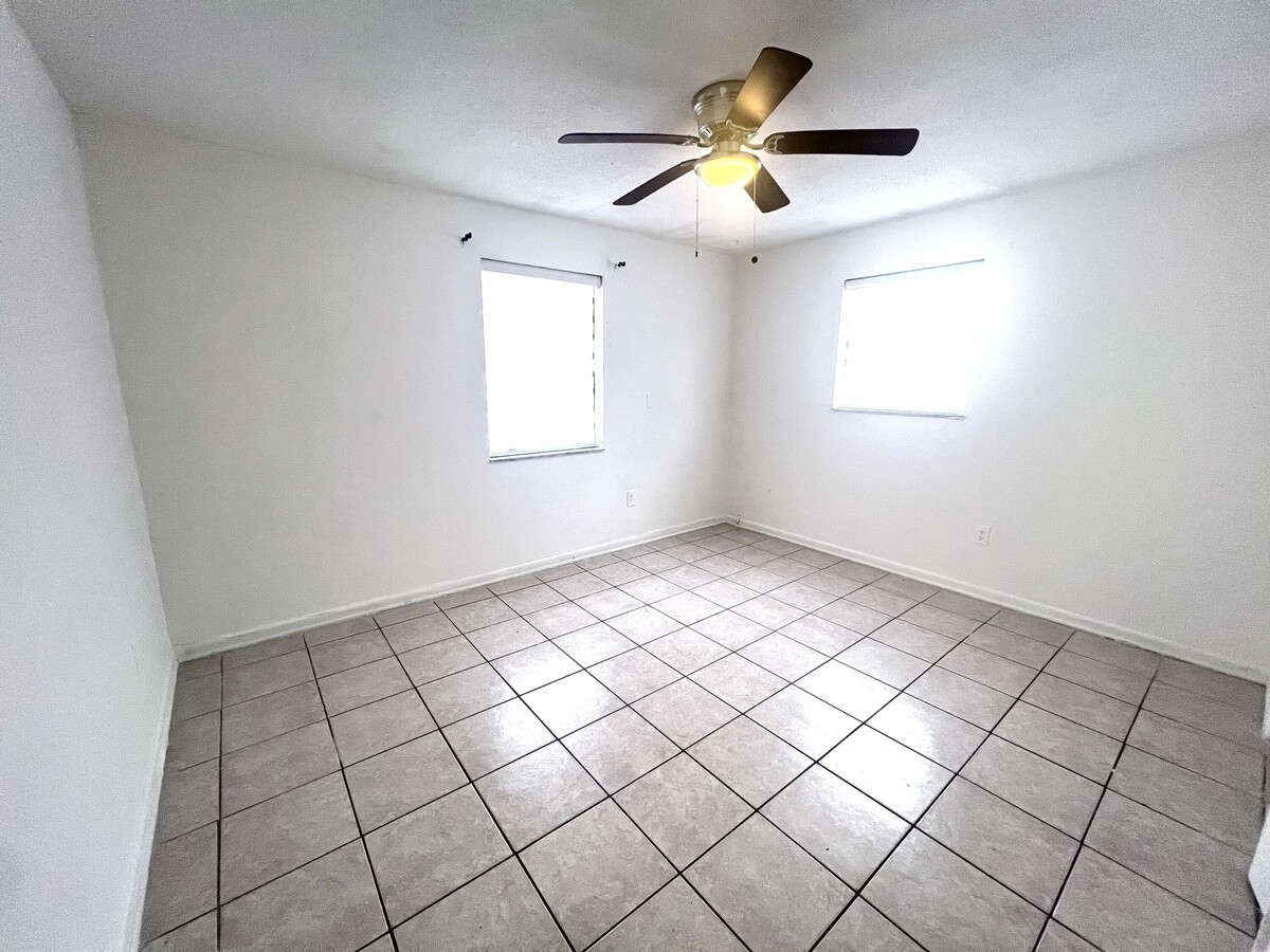 Photo - 4630 Myrtle Ln