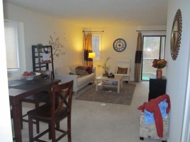 Photo - Chapel Hill - Mill Creek 2BR/2BA Townhouse...