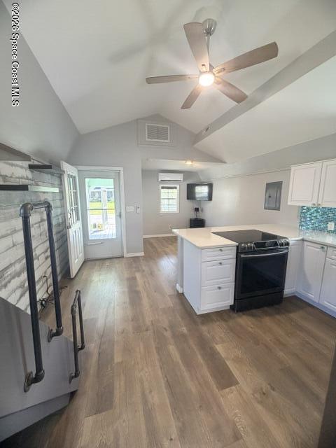 Building Photo - 210 Sandpiper Dr