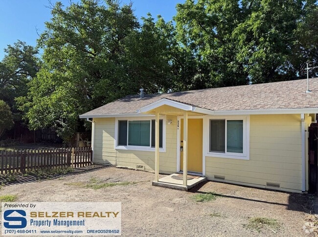 Building Photo - 539 N School St Unit 539 #B Rental