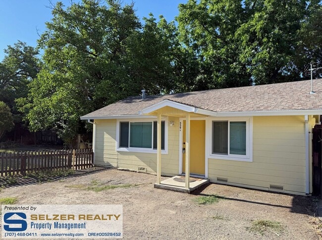 Building Photo - 539 N School St Unit 539 #B Rental