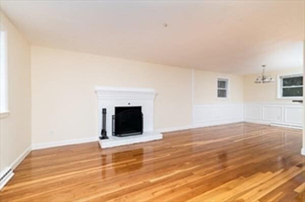 Photo - 16 Brewster Rd