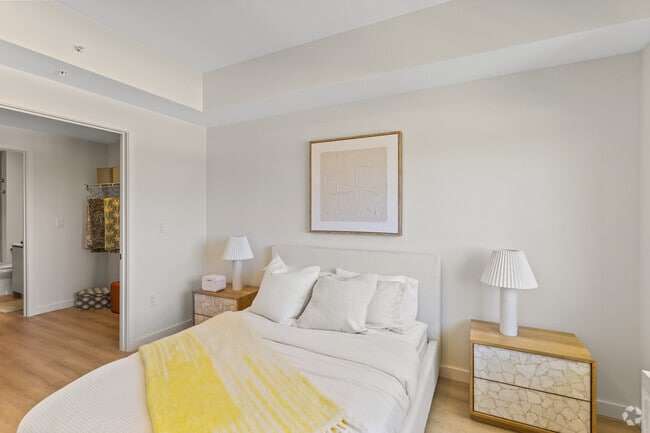 1BR, 1BA - 720SF Bedroom - Deco Green Apartments