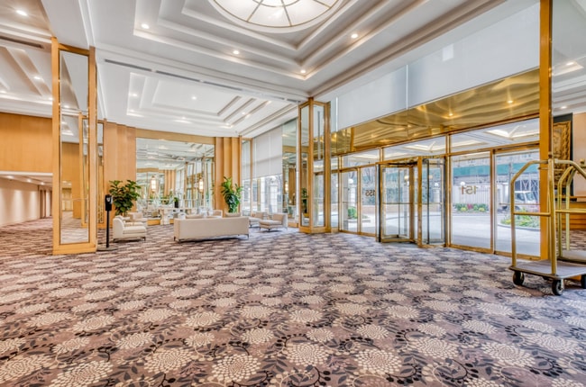 Photo - Windsor Court