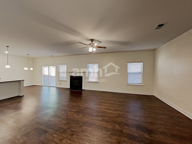 Photo - 257 Makenna Dr
