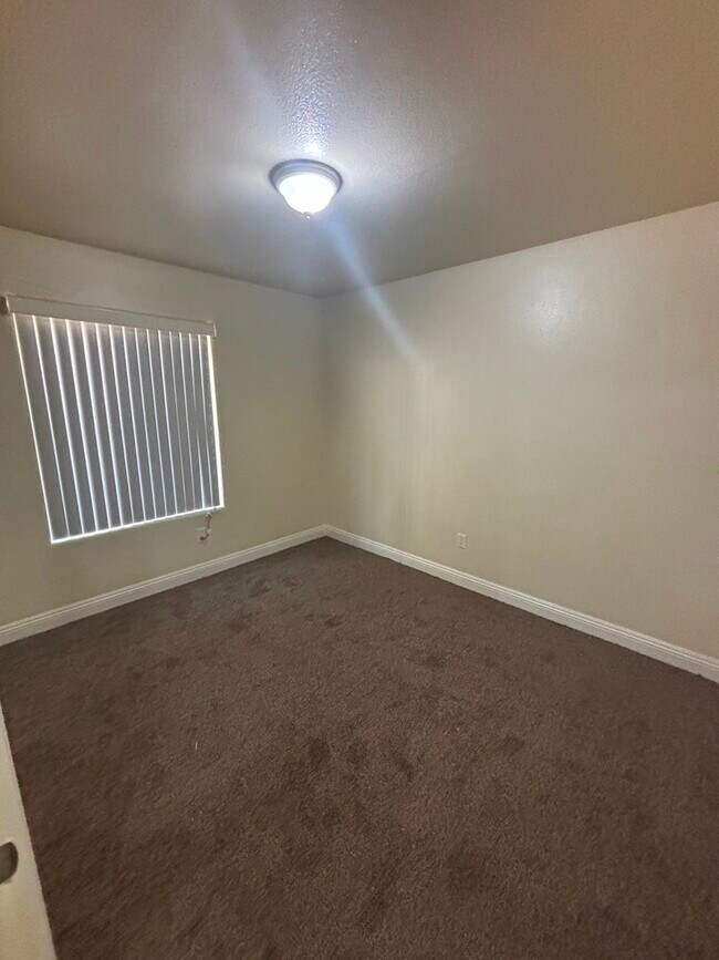 Photo - 113 W 104th St