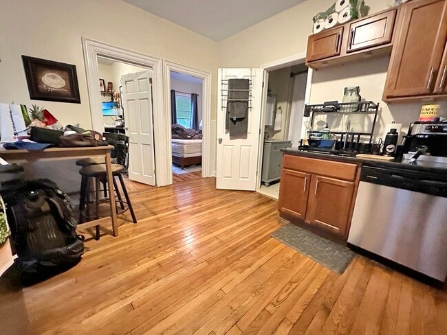 Photo - 159 Marion St Unit 1