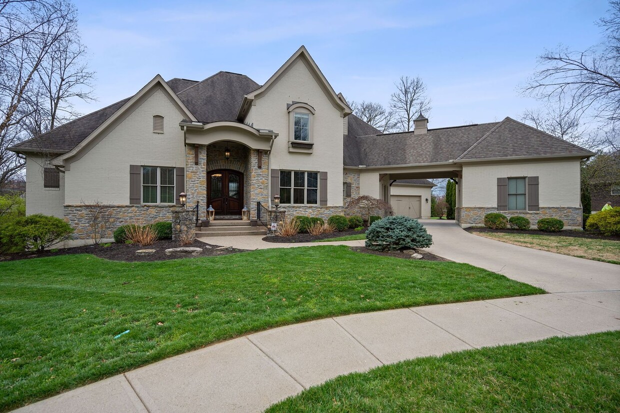 Anderson Township- Immaculate 4 bedroom on... - Anderson Township- Immaculate 4 bedroom on...