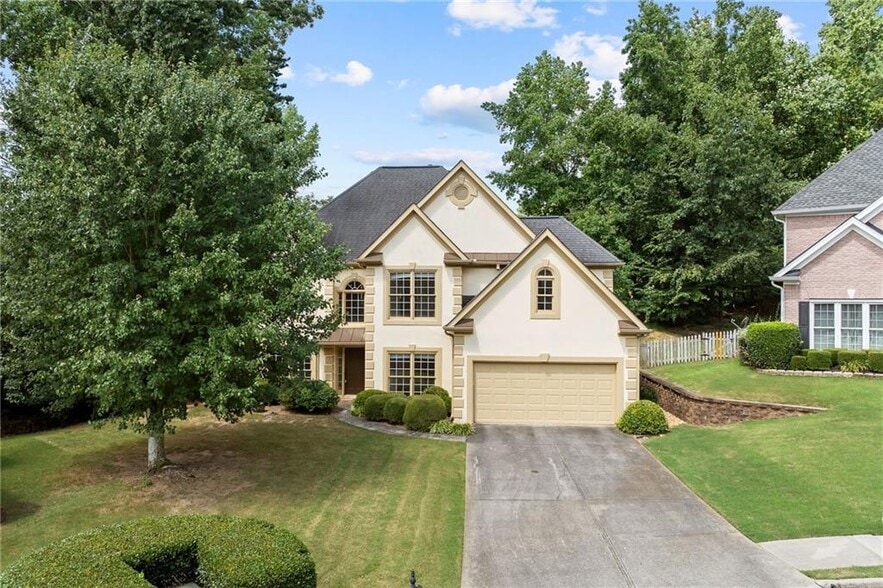2878 Calhoun Square