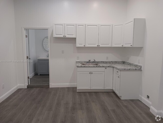 Building Photo - 34 S Federal Hwy Rental