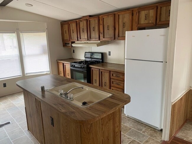 Photo - Welcome to Peaceful Pines! Haughton 2 bed 1 Bath