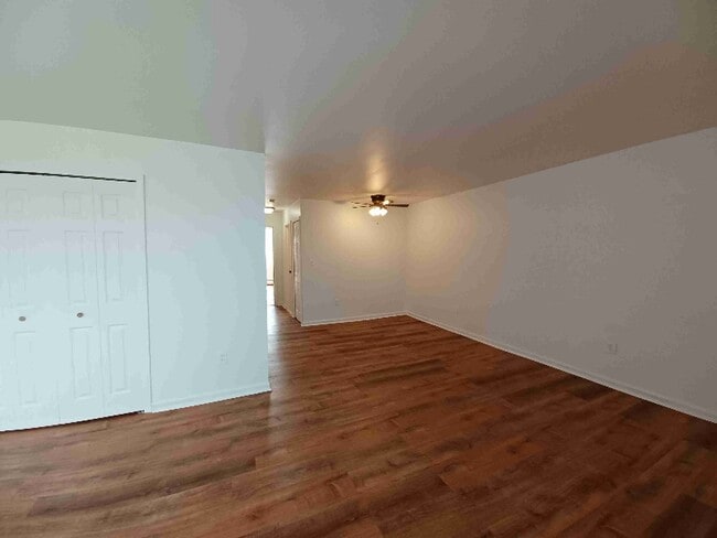 Photo - 1861 W 13 Mile Rd