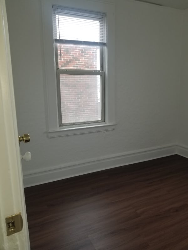 Photo - 271 N 12th St