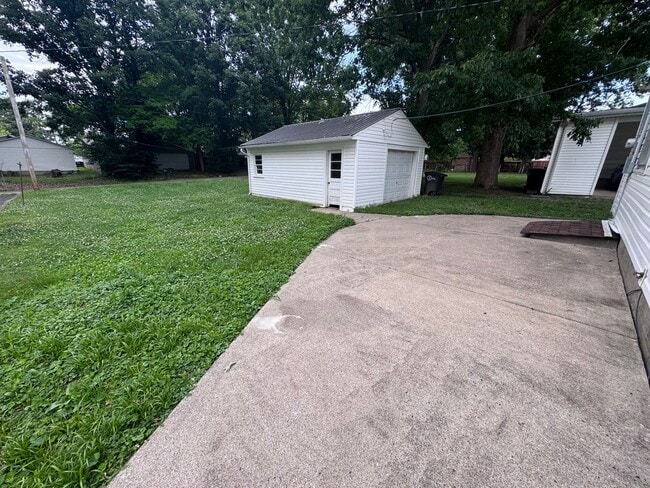 Photo - House in Paducah City Limits