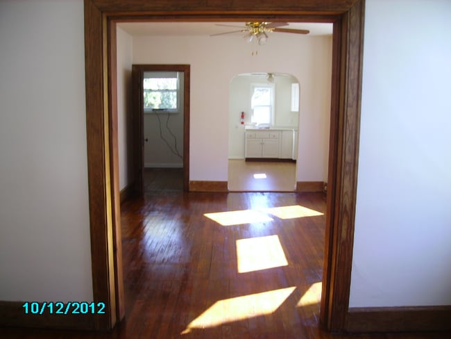 Photo - 3922 S Madison Ave Unidad 1