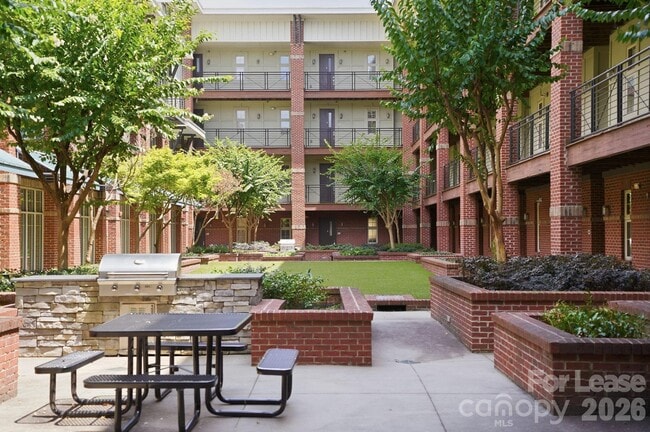 Photo - 1101 W 1st St Unidad 418