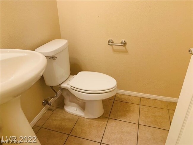 Building Photo - 5506 Spiceberry Dr